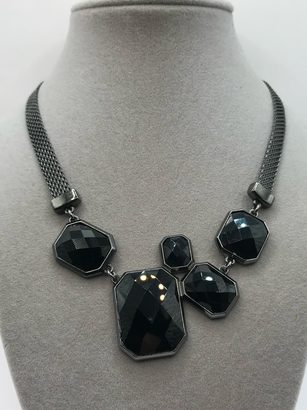 Lia Sophia Gunmetal & Black Faceted Statement Necklace - Picture 4 of 11